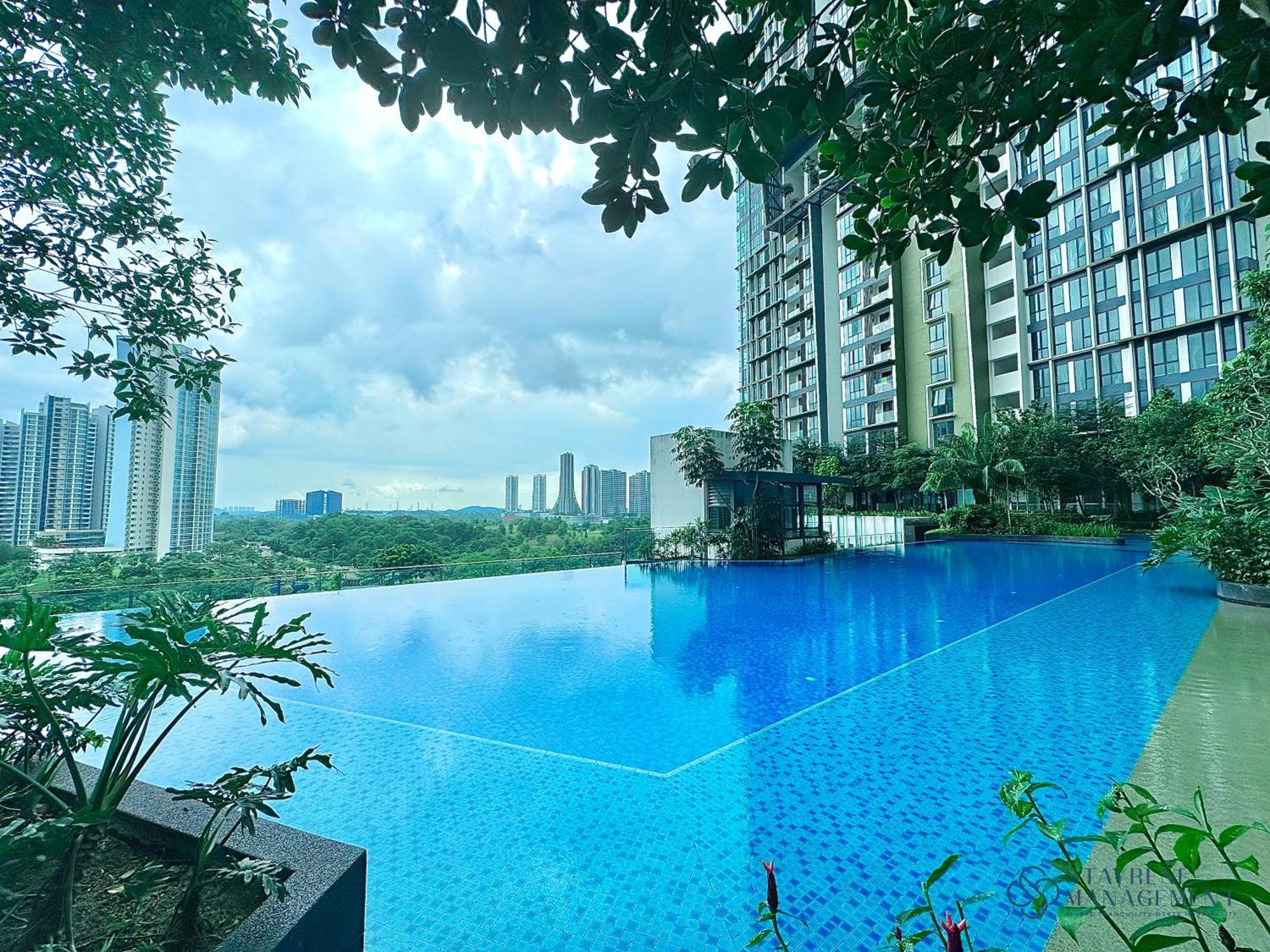 The Elysia Suites Nusajaya  Esterno foto